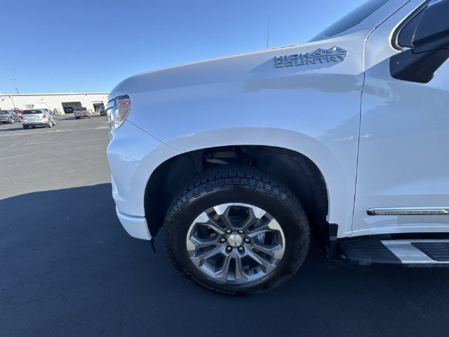 Certified 2025 Chevrolet Silverado 1500 High Country w/ Z71 Off-Road Package AWD/4WD image 33