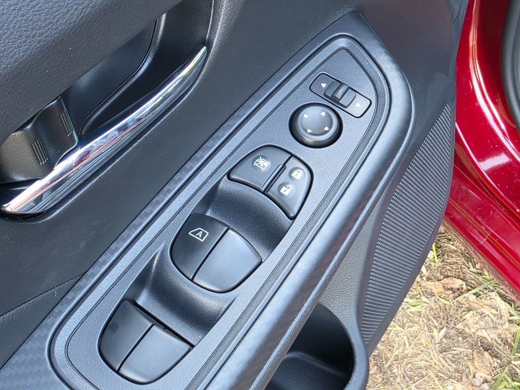 New 2025 Nissan Versa SV w/ Trunk Package image 15