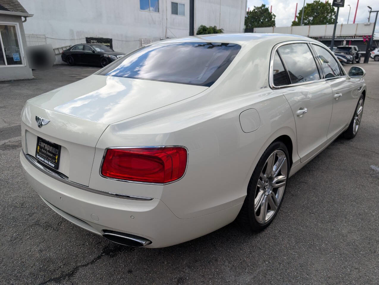 Used 2016 Bentley Flying Spur W12 AWD/4WD image 3