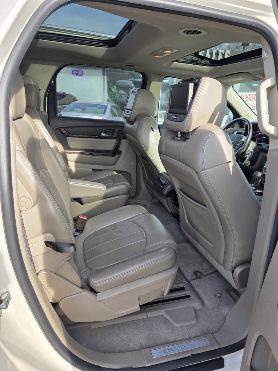Used 2014 GMC Acadia Denali FWD image 18