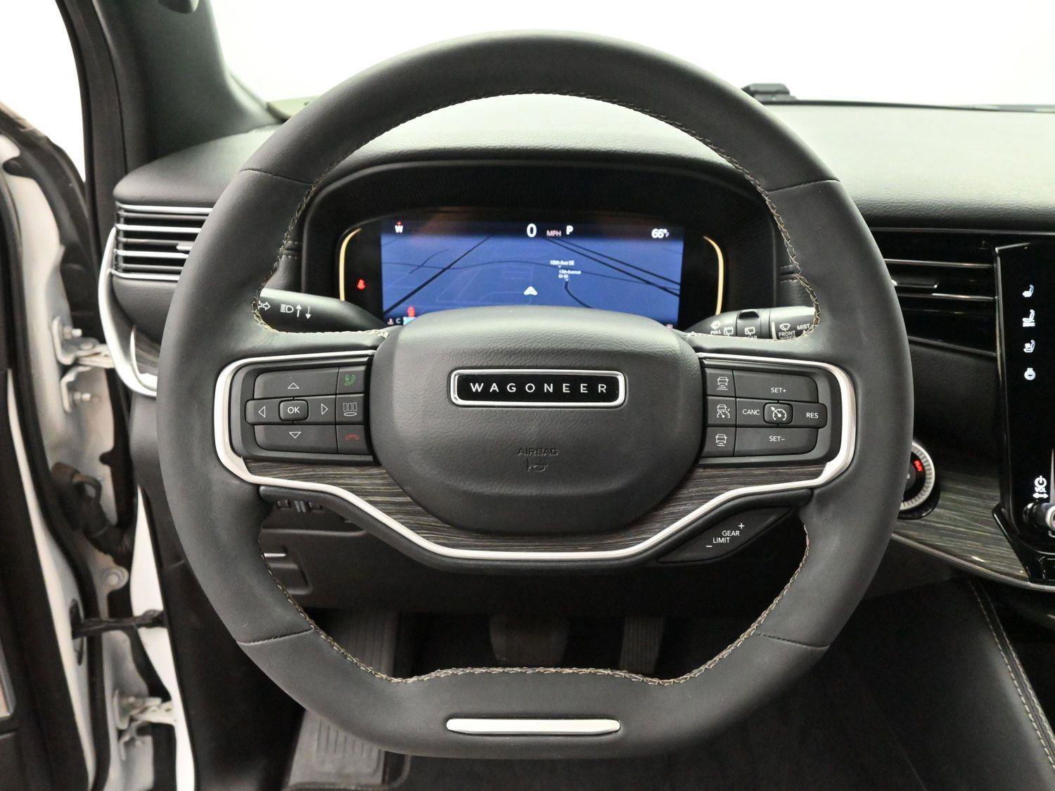 Used 2022 Jeep Wagoneer Series II image 15