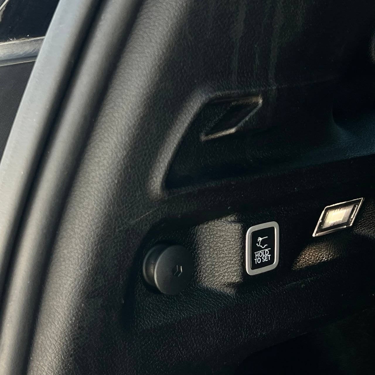 Used 2021 Jeep Grand Cherokee L Laredo RWD image 26