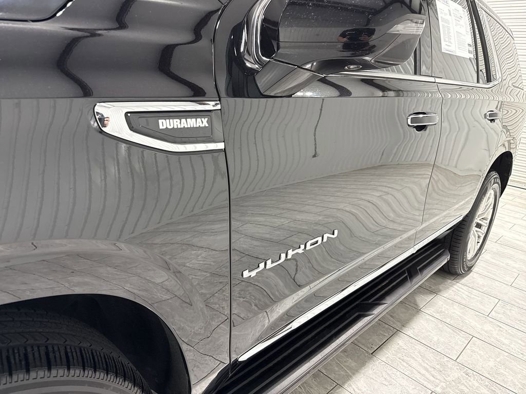 Used 2023 GMC Yukon SLT w/ SLT Luxury Package AWD/4WD image 33