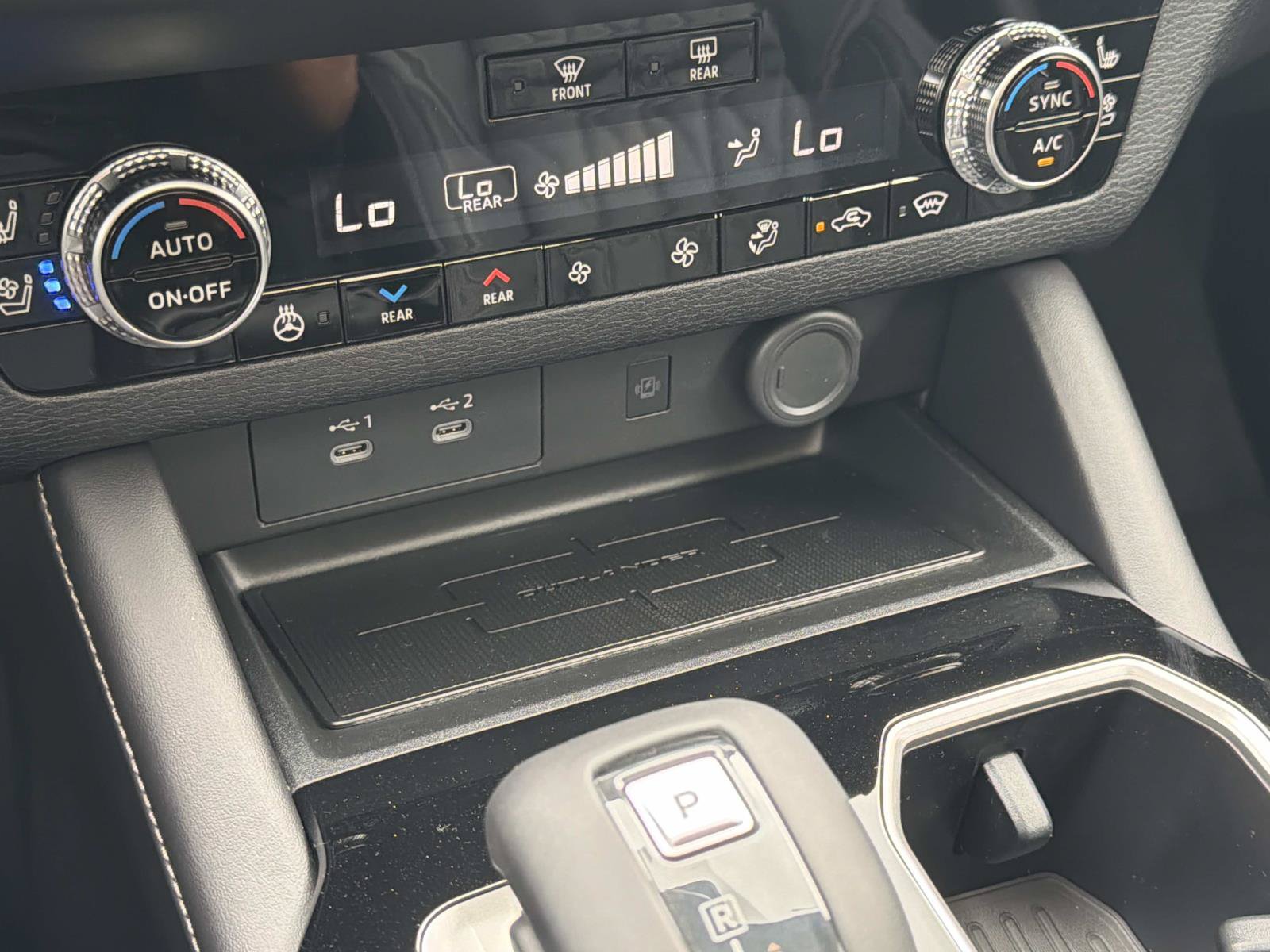 New 2026 Mitsubishi Outlander SEL AWD/4WD image 24