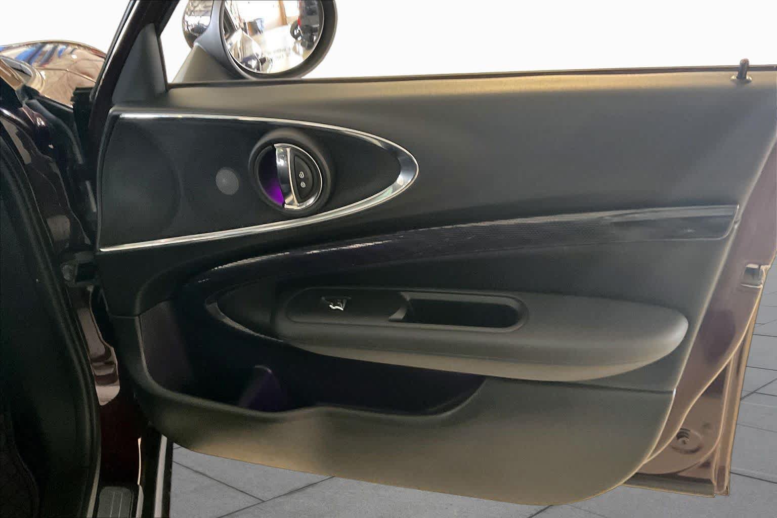 Used 2016 MINI Cooper Clubman FWD image 21
