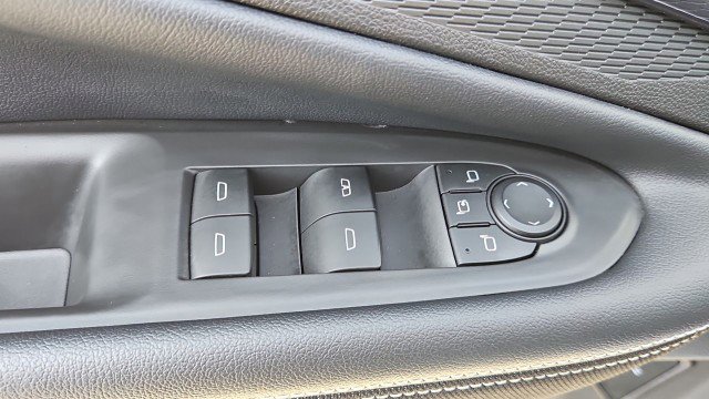 Used 2024 Chevrolet Blazer EV LT image 22