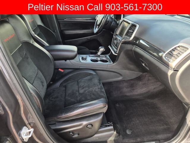 Used 2017 Jeep Grand Cherokee Trailhawk AWD/4WD image 12