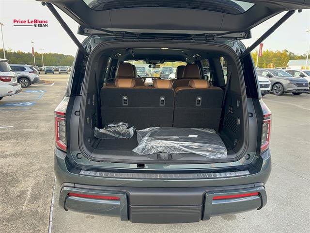 New 2026 Nissan Armada SL w/ Captain's Chari Seat Package AWD/4WD image 16
