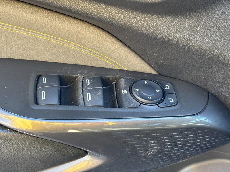 Certified 2025 Chevrolet Trax ACTIV w/ Driver Confidence Package image 16