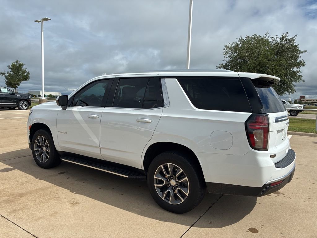 Used 2024 Chevrolet Tahoe LS w/ Driver Alert Package RWD image 3