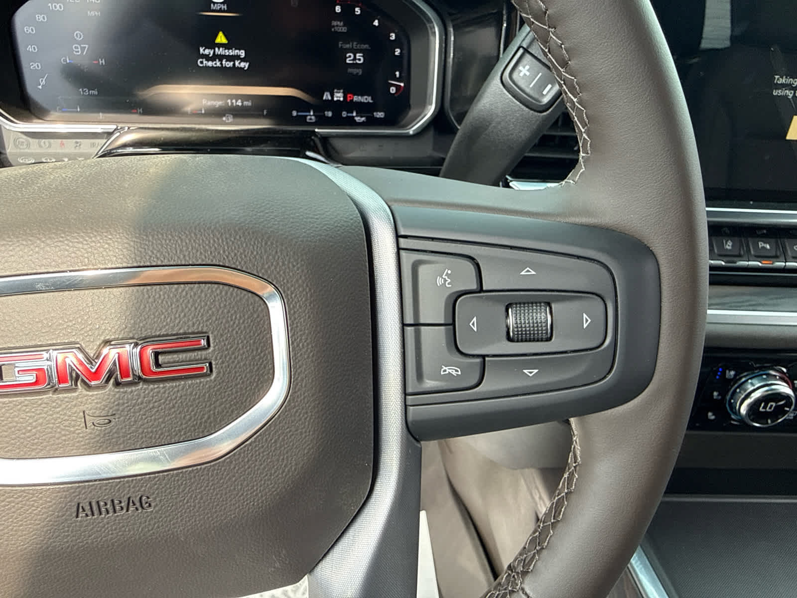 New 2026 GMC Sierra 3500 SLT w/ SLT Premium Package AWD/4WD image 18