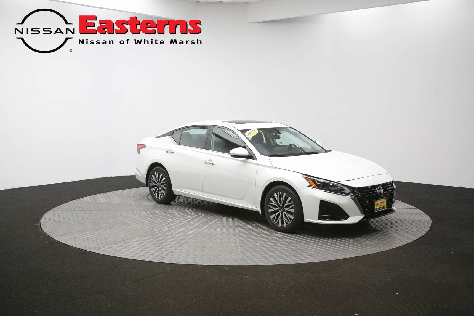 Used 2024 Nissan Altima 2.5 SV w/ SV Premium Package AWD/4WD image 48