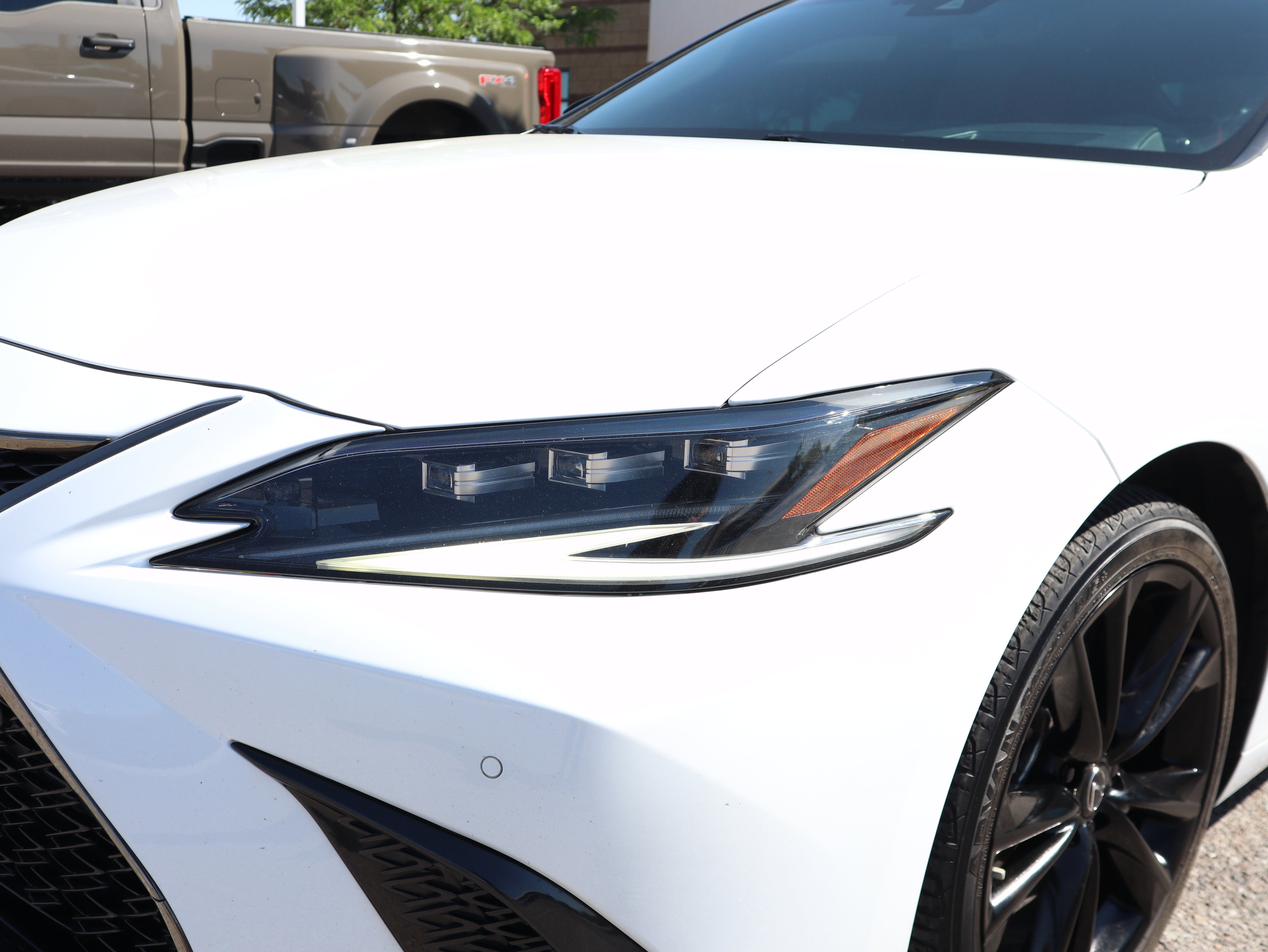 Used 2022 Lexus ES 350 F Sport w/ Accessory Package FWD image 14
