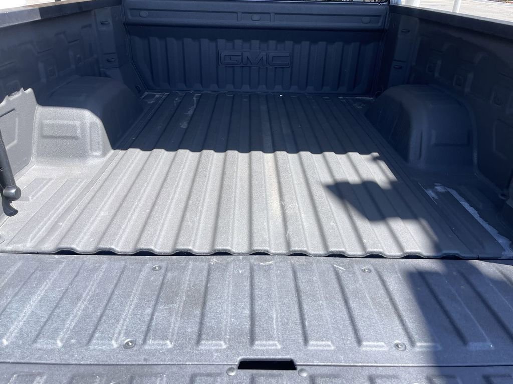 Used 2023 GMC Sierra 1500 SLT w/ SLT Premium Package AWD/4WD image 26