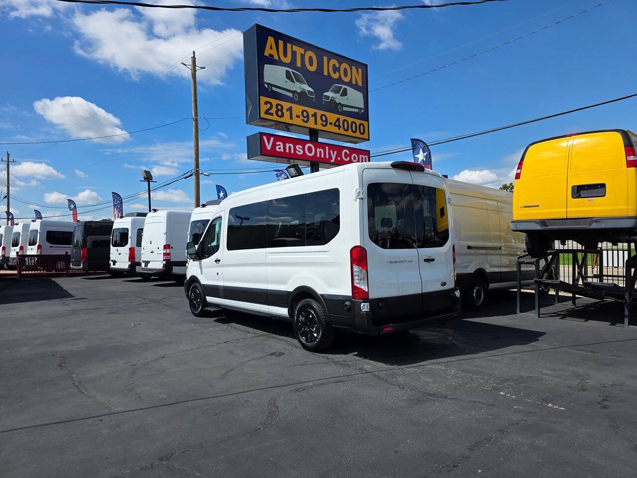 Used 2020 Ford Transit 350 XL RWD image 2