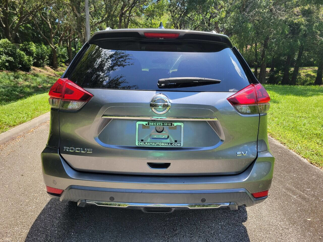 Used 2019 Nissan Rogue SV FWD image 6