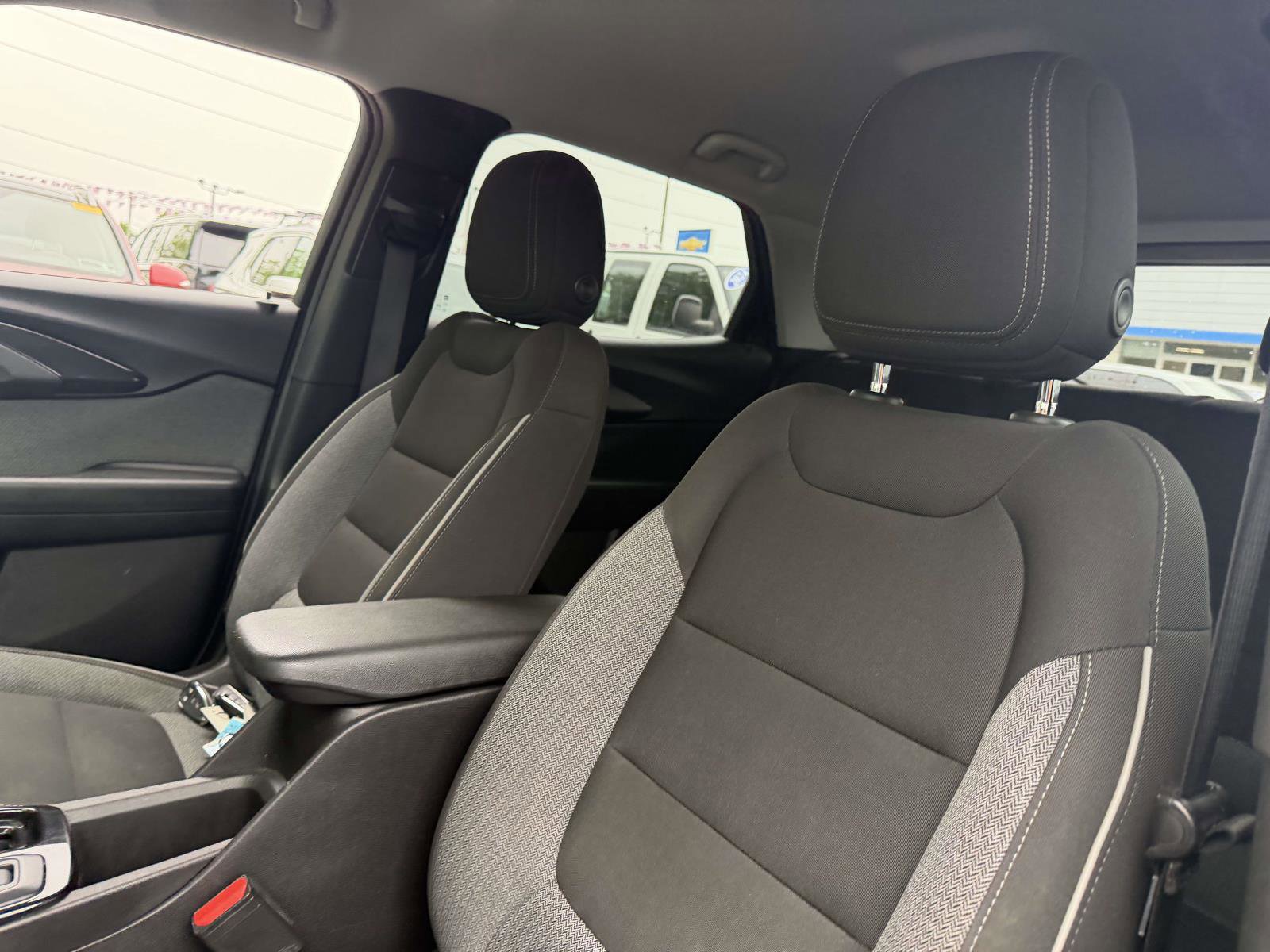 Used 2021 Chevrolet TrailBlazer LT w/ Convenience Package FWD image 10