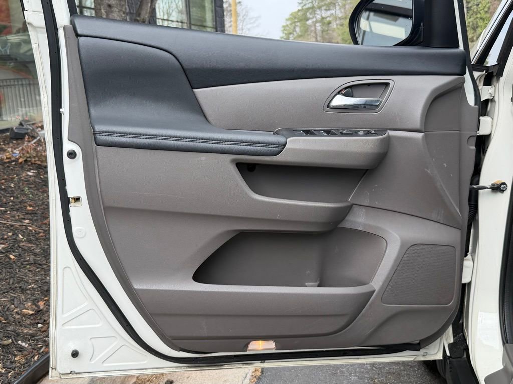 Used 2016 Honda Odyssey EX-L image 29