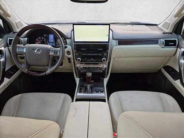 Used 2014 Lexus GX 460 w/ Premium Package AWD/4WD image 19