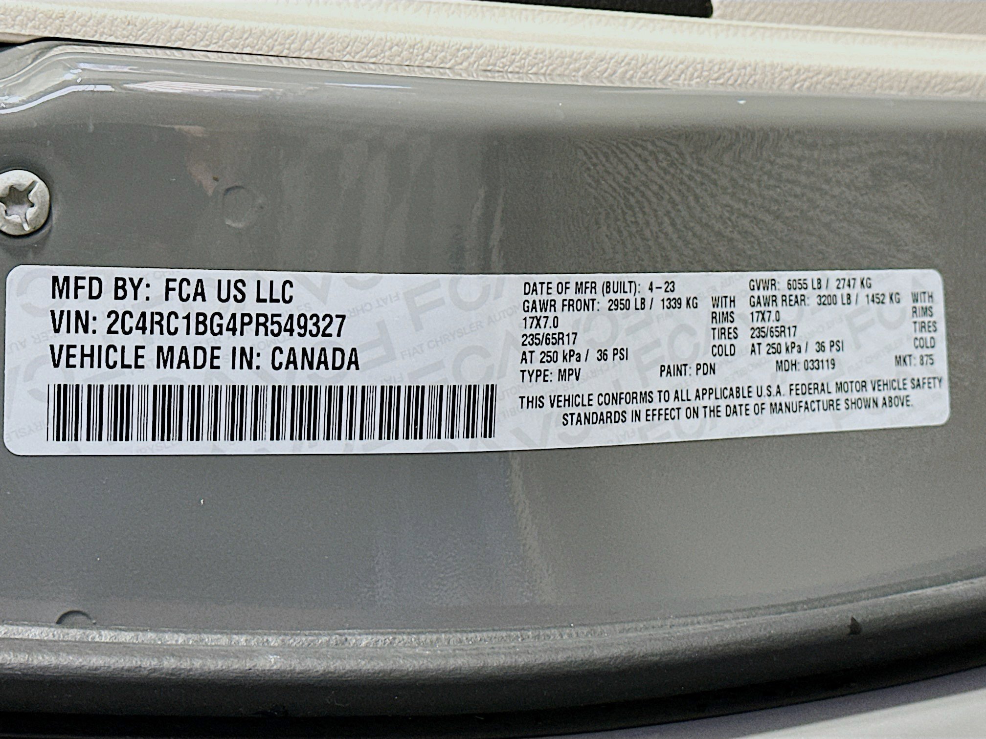 Used 2023 Chrysler Pacifica Touring-L image 12