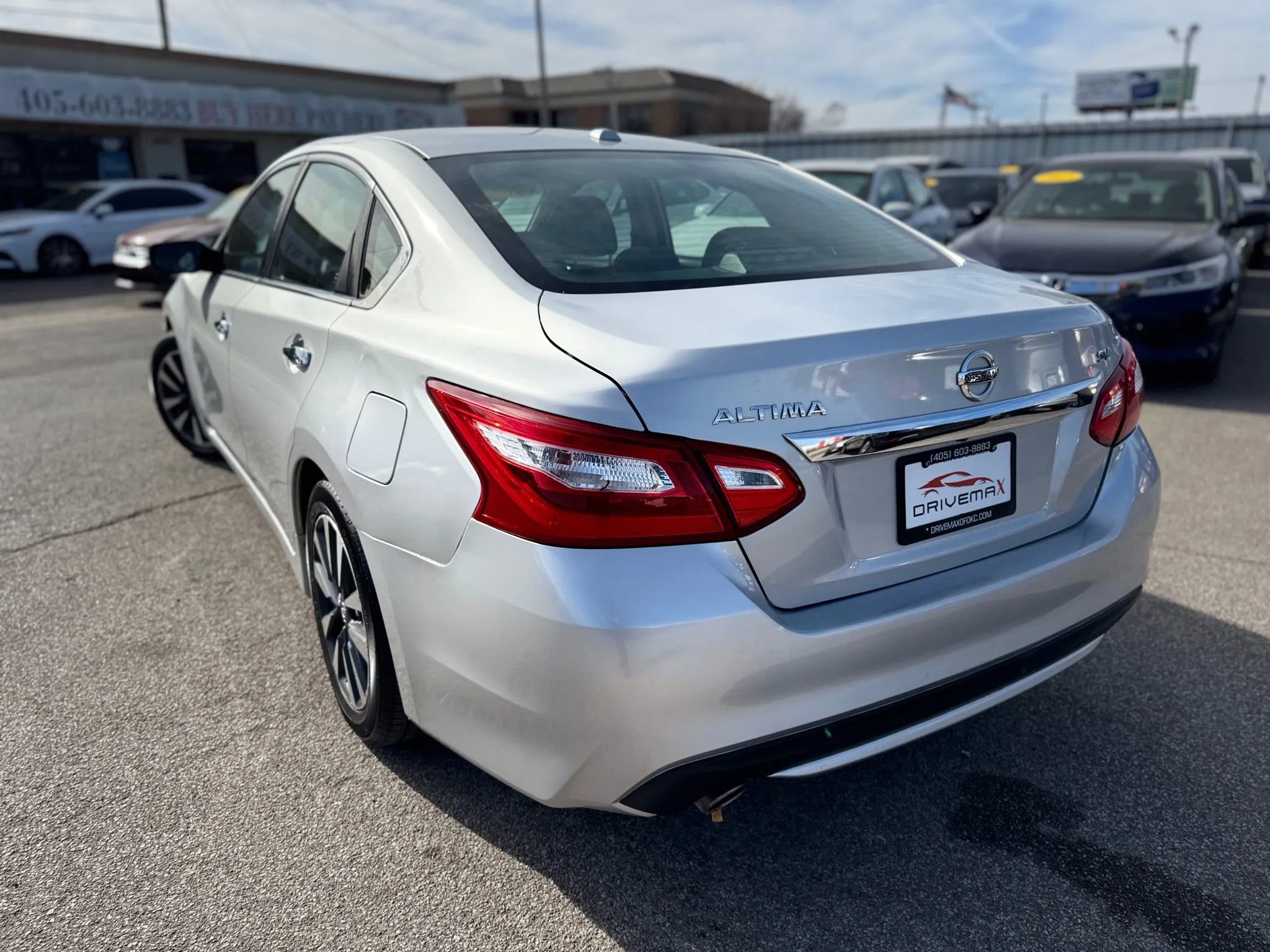 Used 2017 Nissan Altima 2.5 SV image 6