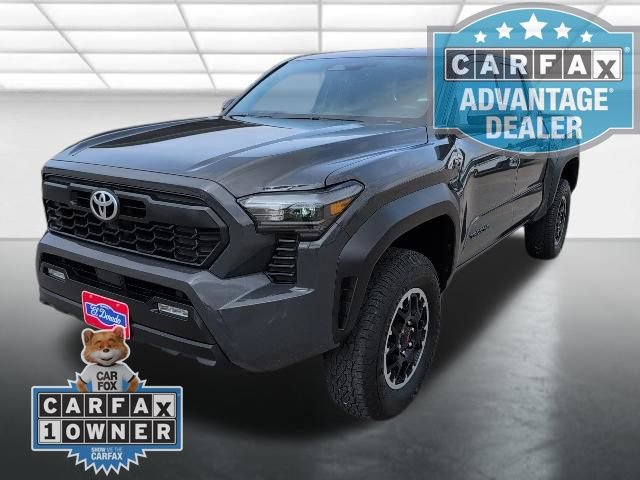 Used 2025 Toyota Tacoma TRD Off-Road image 23