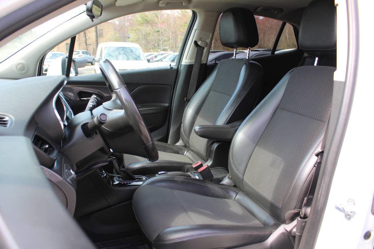 Used 2019 Buick Encore Preferred image 25