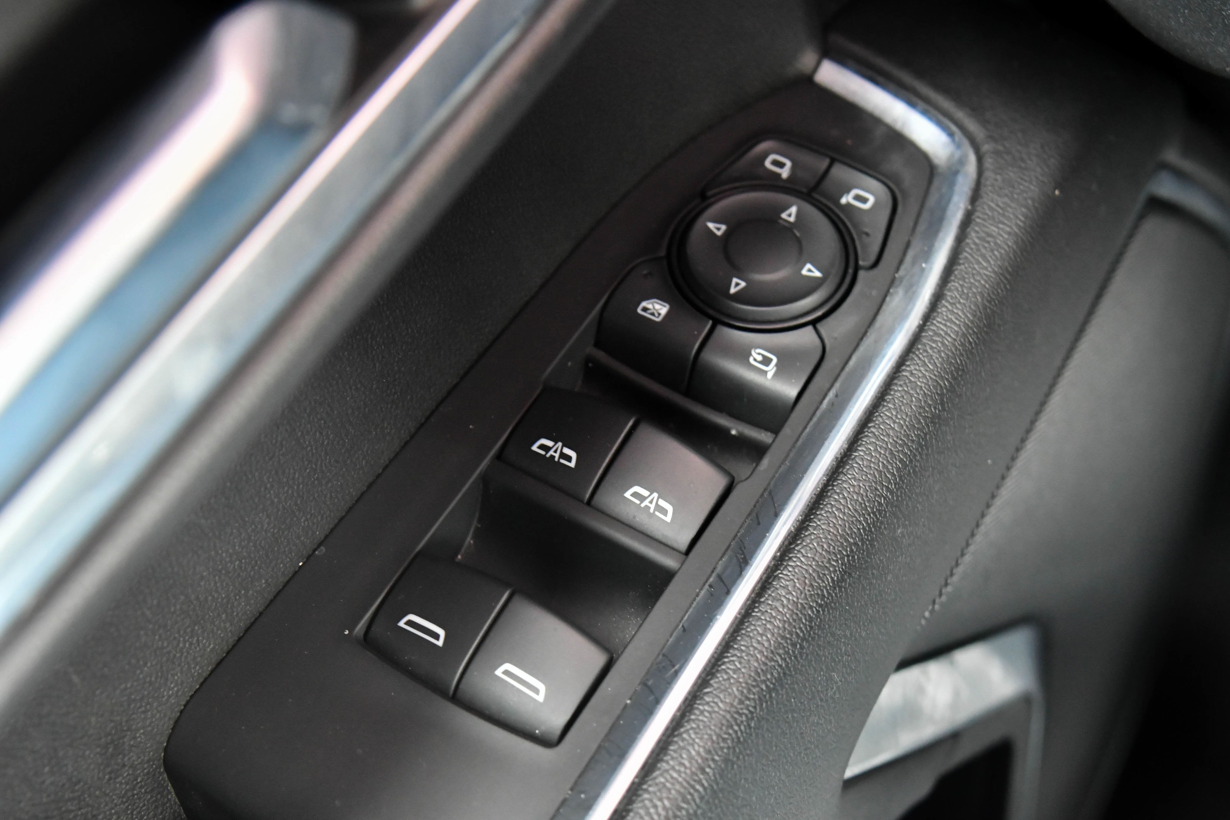 Used 2024 GMC Sierra 1500 SLT image 33