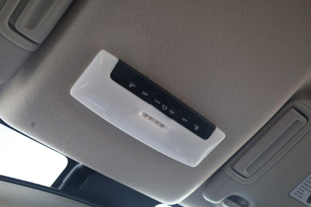 New 2025 Nissan Versa SV w/ Trunk Package image 16
