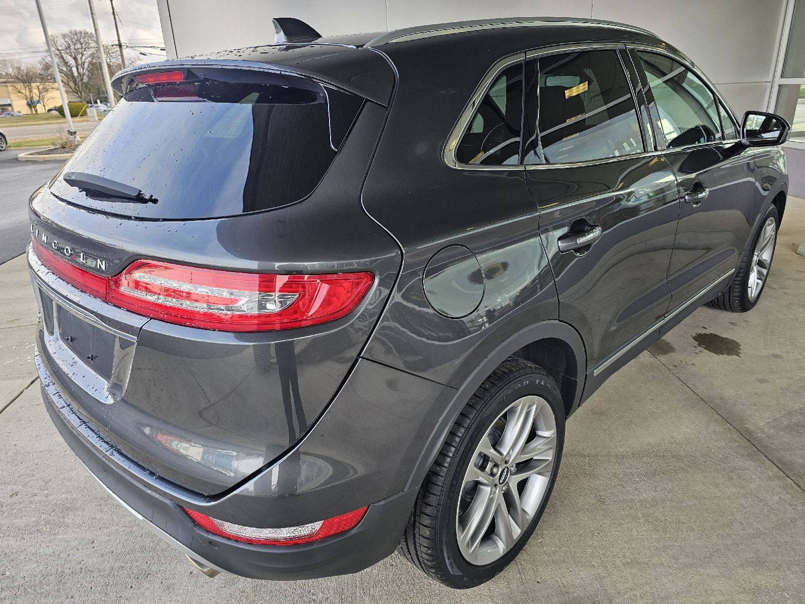 Used 2019 Lincoln MKC Reserve w/ MKC Climate Package image 3