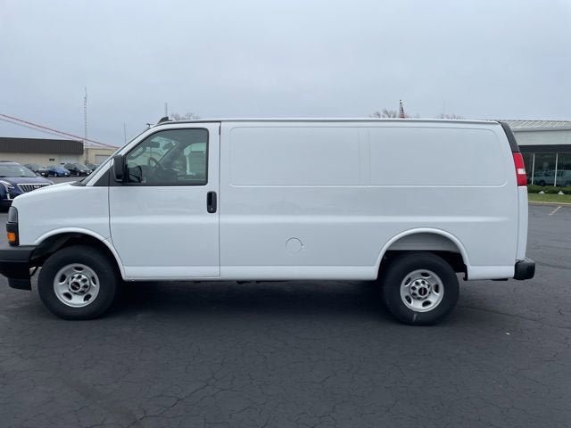 New 2025 GMC Savana 2500 w/ Driver Convenience Package RWD image 4