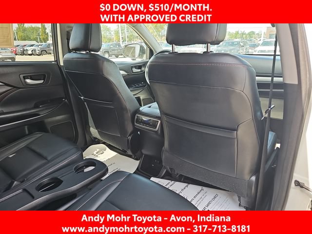 Used 2017 Toyota Highlander XLE AWD/4WD image 38