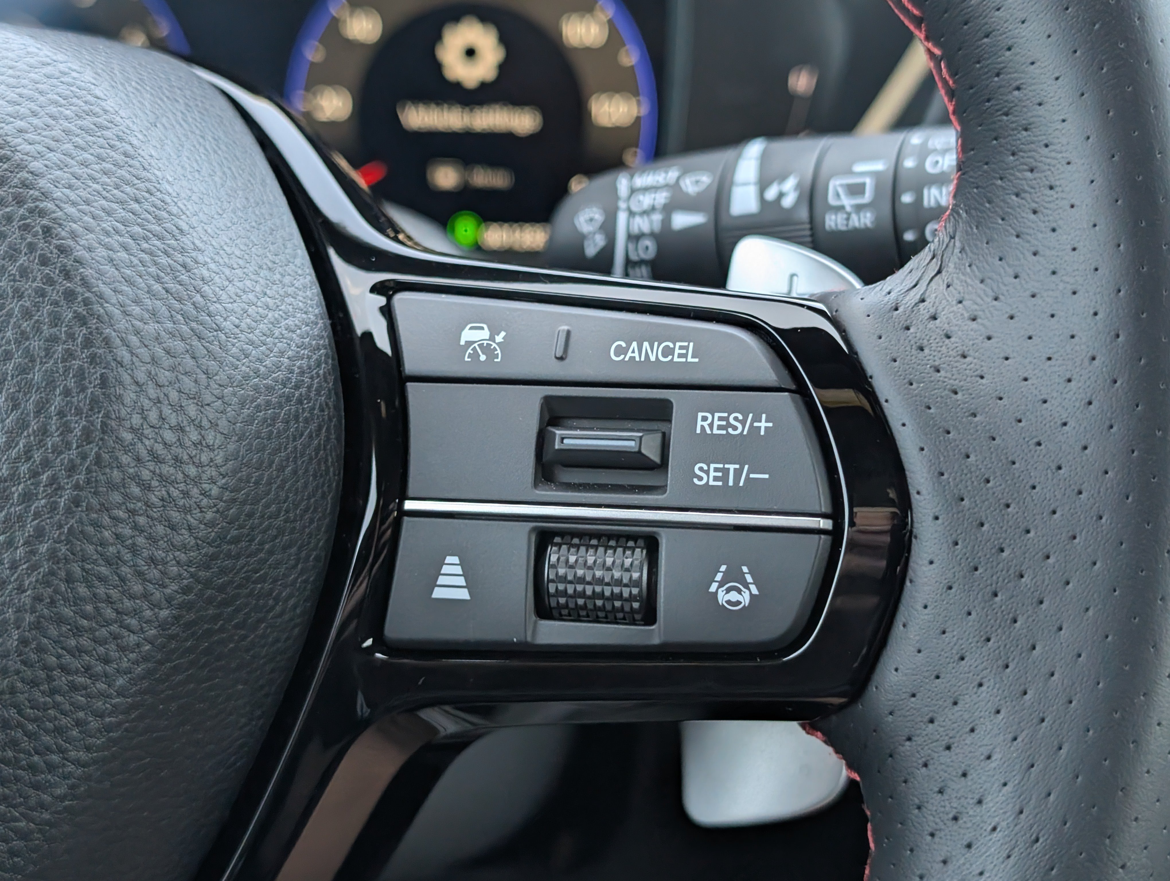 Certified 2025 Acura ADX A-Spec AWD/4WD image 15