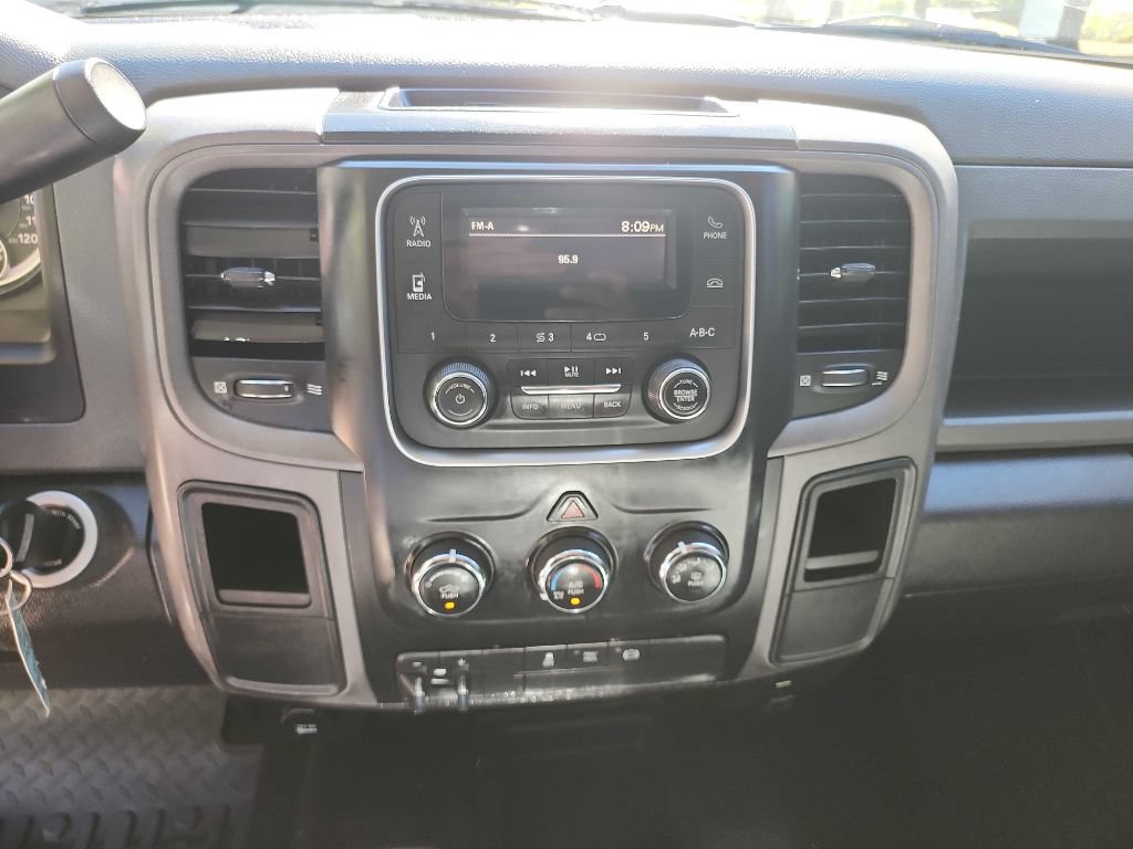 Used 2018 RAM 3500 Tradesman w/ Chrome Appearance Group AWD/4WD image 23