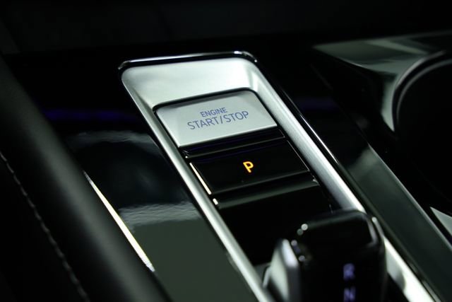 New 2025 Volkswagen Atlas SEL Premium R-Line image 30