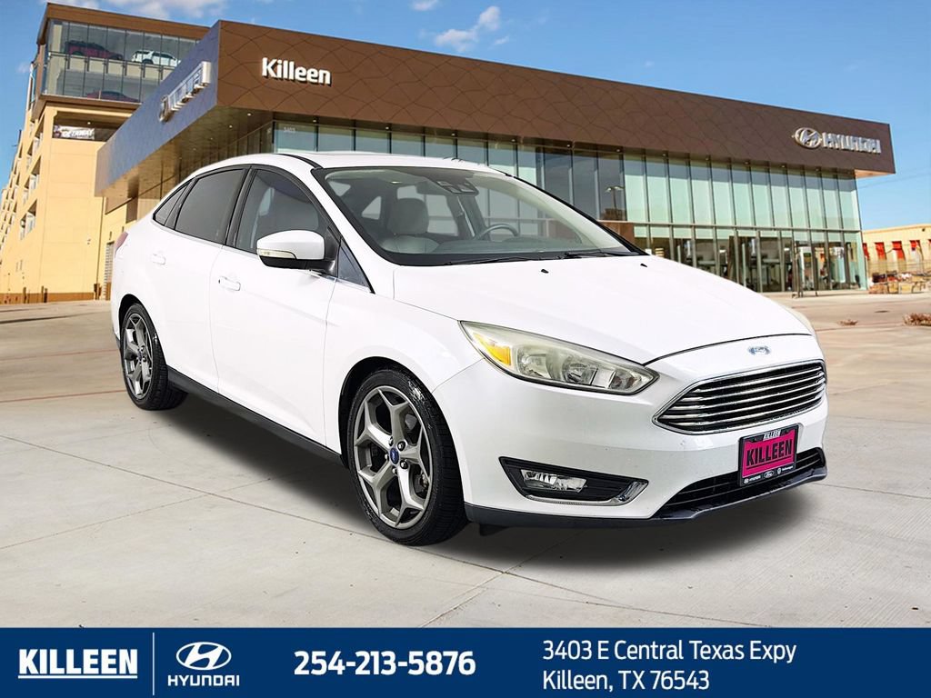 Used 2017 Ford Focus Titanium w/ Titanium Technology Package FWD video 1