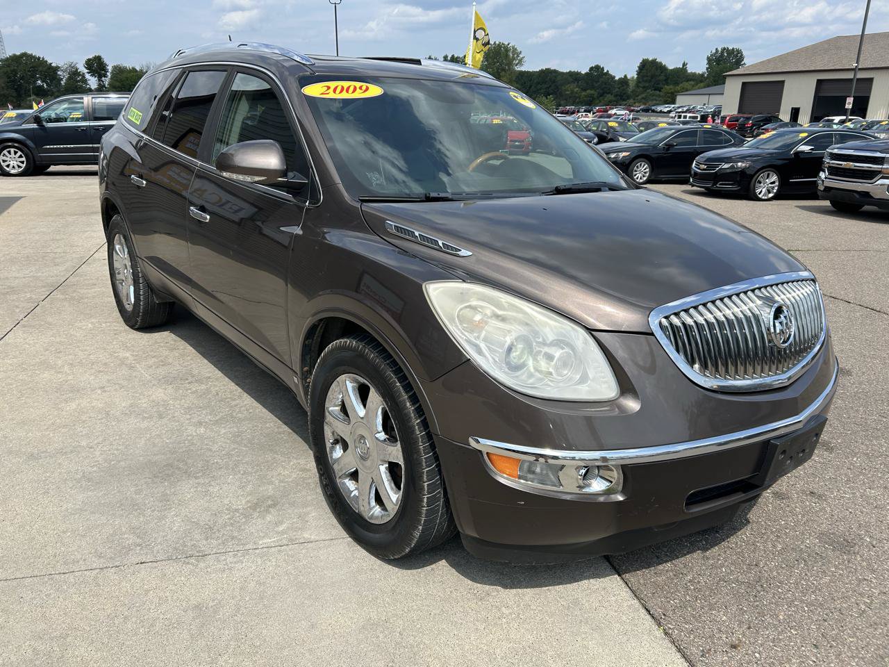 Used 2009 Buick Enclave CXL AWD/4WD image 3