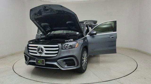 Used 2025 Mercedes-Benz GLS 450 4MATIC image 79
