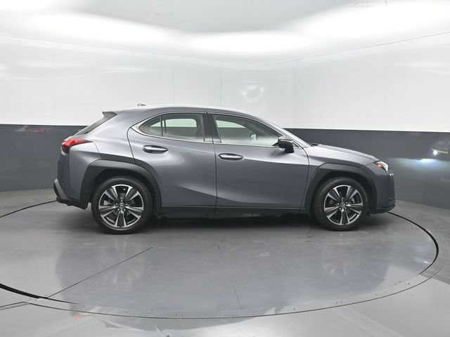 Used 2019 Lexus UX 200 w/ Premium Package FWD image 36
