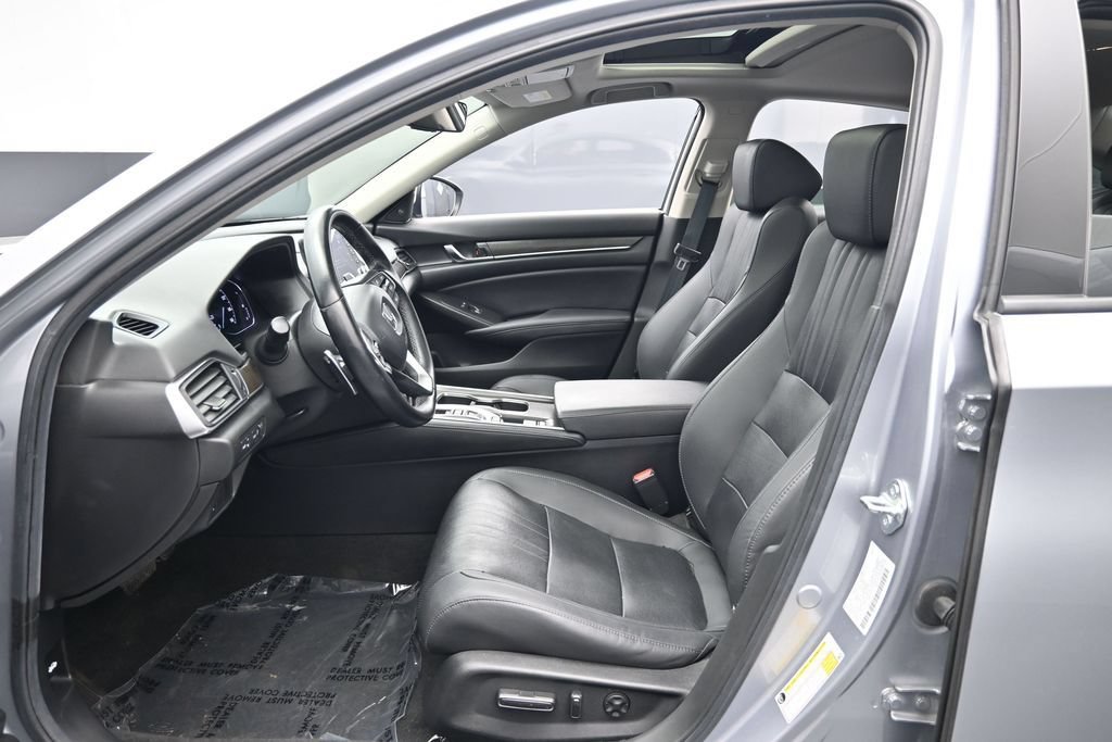 Used 2021 Honda Accord Touring image 23