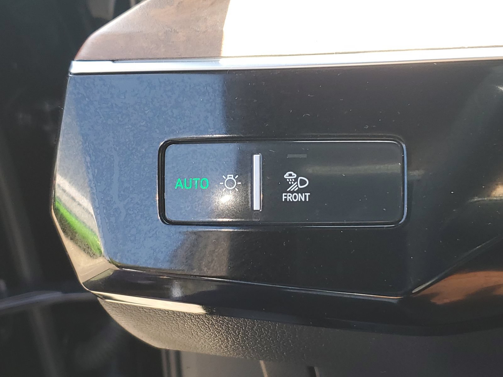 Used 2022 Audi e-tron Prestige w/ Prestige Package AWD/4WD image 24