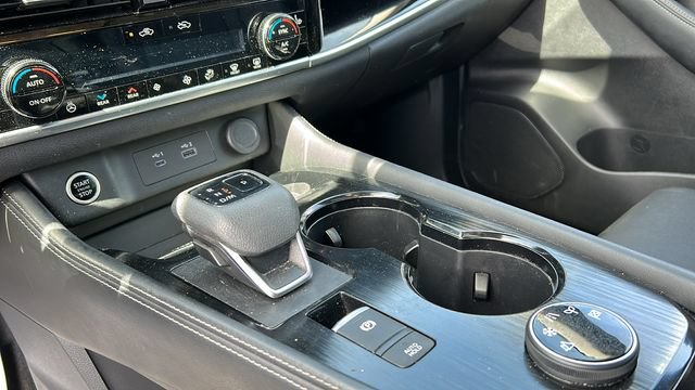 Certified 2023 Nissan Rogue SL w/ SL Premium Package AWD/4WD image 18