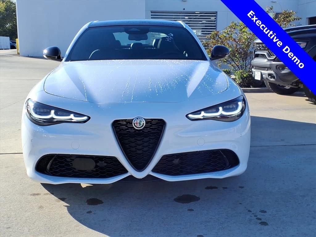 New 2025 Alfa Romeo Giulia w/ Driving Assist Package RWD image 2