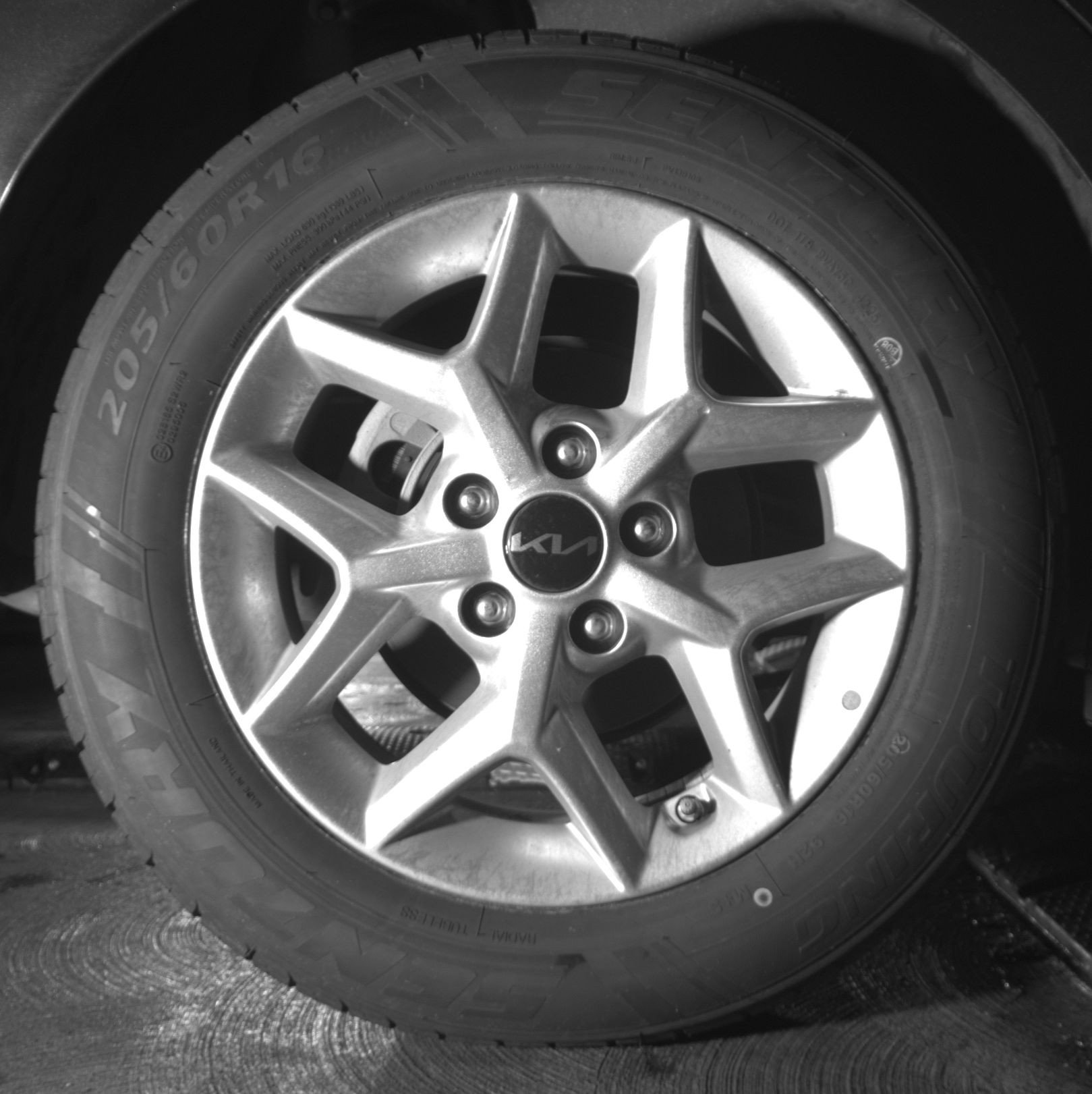 Used 2025 Kia Soul LX w/ LX Technology Package FWD image 15