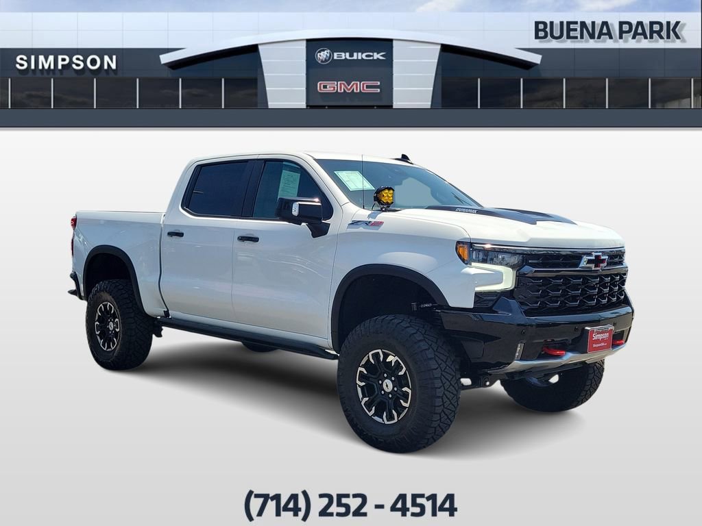 Used 2025 Chevrolet Silverado 1500 ZR2 w/ Technology Package AWD/4WD image 2