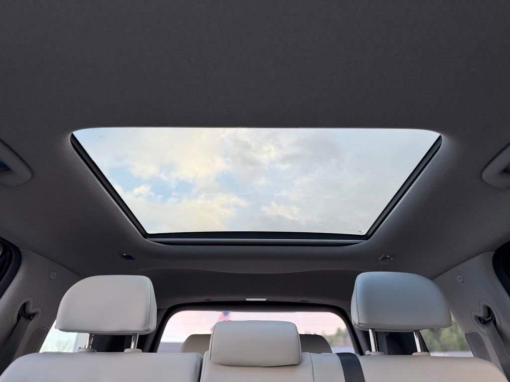 Used 2024 Hyundai Santa Fe Limited image 24