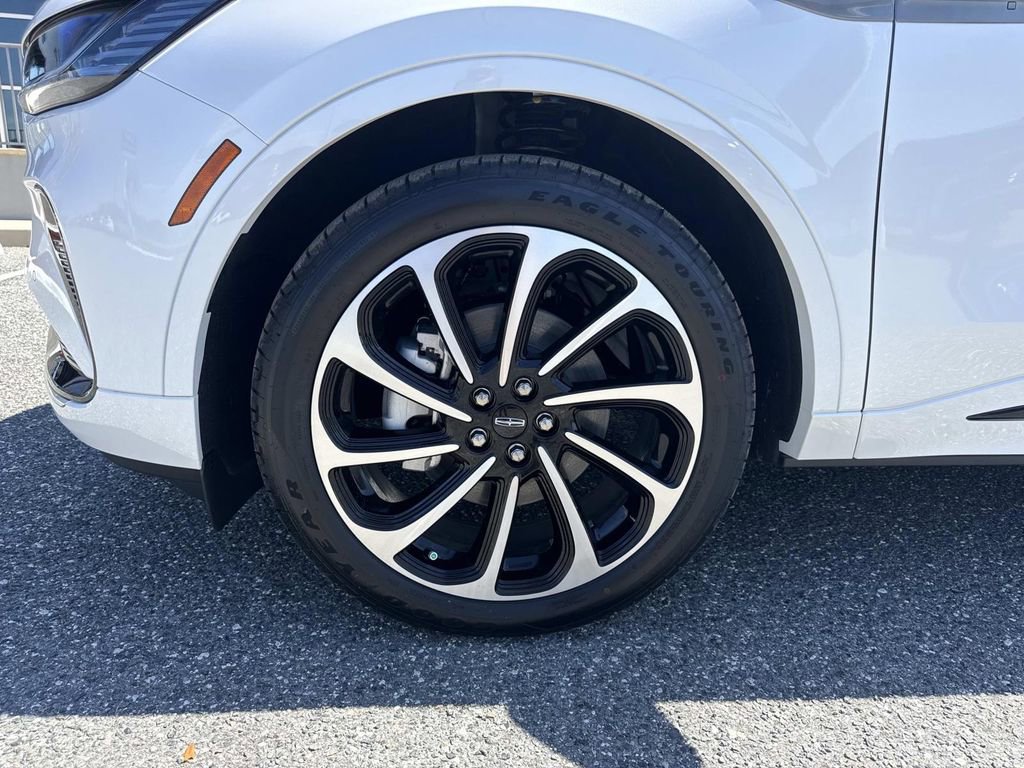 New 2026 Lincoln Nautilus Black Label AWD/4WD image 12