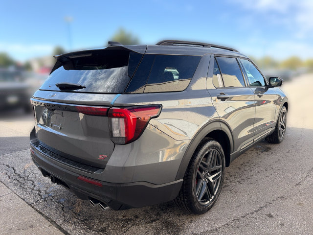 New 2026 Ford Explorer ST w/ Sun And Sound Package AWD/4WD image 6