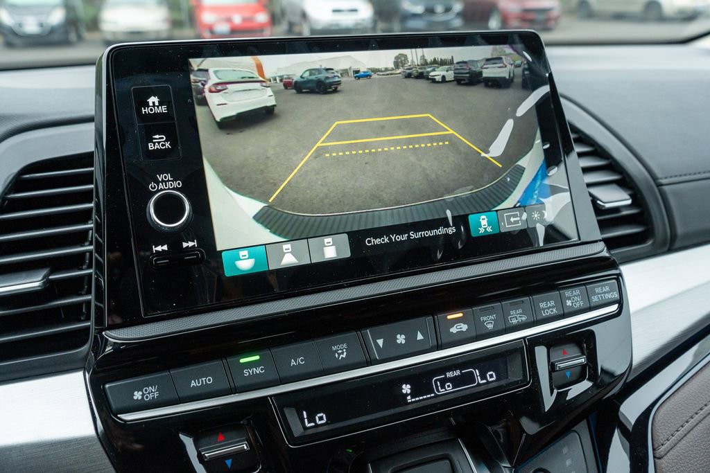 New 2026 Honda Odyssey Touring image 30