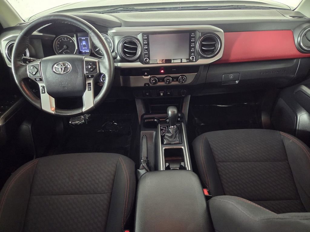 Used 2020 Toyota Tacoma SR5 RWD image 28
